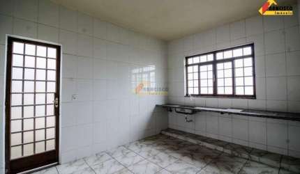 Casa à venda, 3 quartos, 1 suíte, 1 vaga, Dona Quita - Divinópolis/MG