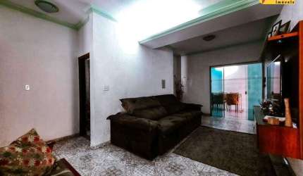 Casa à venda, 5 quartos, 2 suítes, 4 vagas, Bom Pastor - Divinópolis/MG