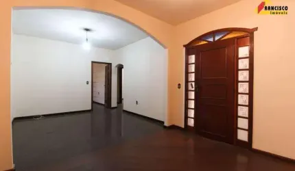 Casa à venda, 3 quartos, 1 suíte, 2 vagas, São José - Divinópolis/MG
