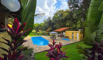 Chácara à venda, 11 quartos, 3 suítes, Cacôco - Divinópolis/MG