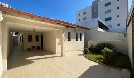 Casa à venda, 4 quartos, 1 suíte, 4 vagas, Santa Rosa - Divinópolis/MG