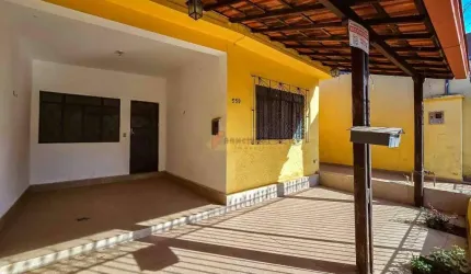 Casa à venda, 3 quartos, 1 suíte, 4 vagas, Interlagos - Divinópolis/MG