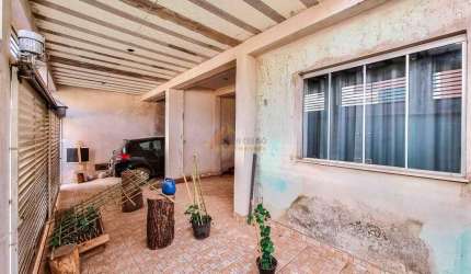 Casa à venda, 3 quartos, 1 suíte, 2 vagas, Sidil - Divinópolis/MG