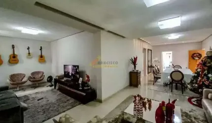 Apartamento à venda, 3 quartos, 1 suíte, 2 vagas, CENTRO - NOVA SERRANA/MG