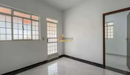 Casa à venda, 3 quartos, 2 vagas, Belvedere - Divinópolis/MG