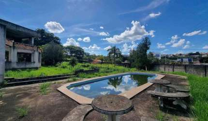 Casa à venda, 4 quartos, 4 suítes, Esplanada - Divinópolis/MG