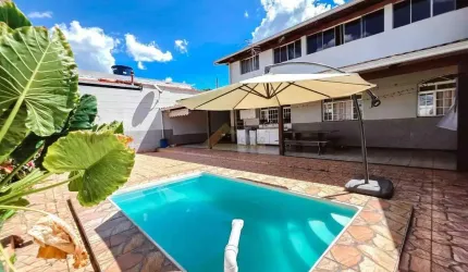 Casa à venda, 4 quartos, 1 suíte, 4 vagas, Bela Vista - Divinópolis/MG