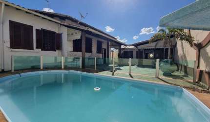 Casa à venda, 4 quartos, 2 suítes, 4 vagas, Ermida - Divinópolis/MG