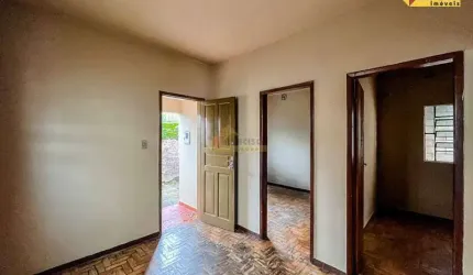 Casa à venda, 2 quartos, 1 vaga, Centro - Divinópolis/MG