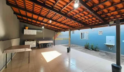 Casa à venda, 2 quartos, 2 vagas, Copacabana - Divinópolis/MG