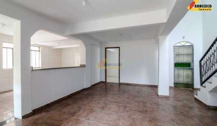Casa à venda, 5 quartos, 2 suítes, 3 vagas, São José - Divinópolis/MG
