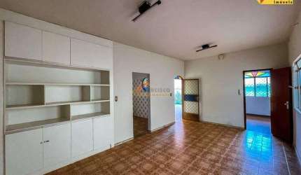 Casa para aluguel, 4 quartos, 1 suíte, 2 vagas, Porto Velho - Divinópolis/MG