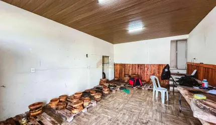 Loja localizada no bairro Nações