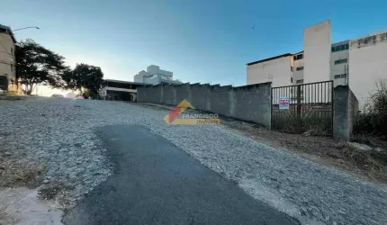Lote localizado no bairro São José