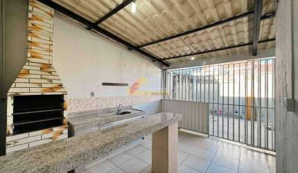 Casa para aluguel, 4 quartos, 1 suíte, 2 vagas, São José - Divinópolis/MG