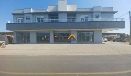 Apartamento 03 dormitórios,  sendo 01 suíte, na praia Bella Torres