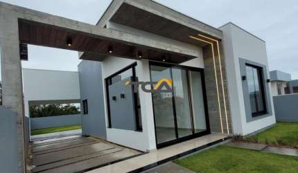 Casa á venda, para quem busca conforto e tranquilidade, localizada no loteamento