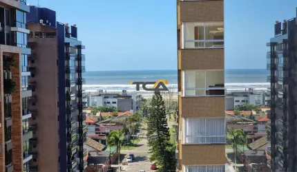 Belíssimo apartamento de 3 dormitorios no bairro Praia Grande