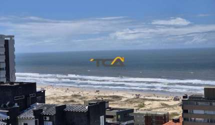 Apartamento 02 Dormitórios novo finamente mobiliado a poucos metros do mar em To