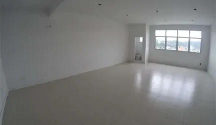 Sala Comercial para Locação em Brusque, São Luíz, 2 banheiros, 1 vaga