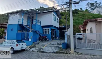 Casa para Venda em Brusque, Steffen, 7 dormitórios, 3 banheiros, 2 vagas