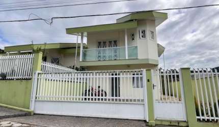 Casa para Venda em Brusque, Steffen, 3 dormitórios, 1 suíte, 2 banheiros, 2 vagas