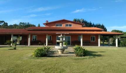 EXECELENTE CHACARA, ALTO PADRAO, OPORTUNIDADE UNICA, DIVISA DE PORTO FELIZ COM CAPIVARI