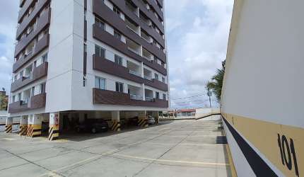 Apartamento em andar alto 2 vagas de garagem