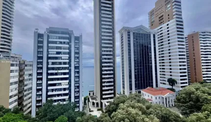 Apartamento para Venda em Salvador, Vitória, 3 dormitórios, 3 suítes, 3 banheiros, 3 vagas