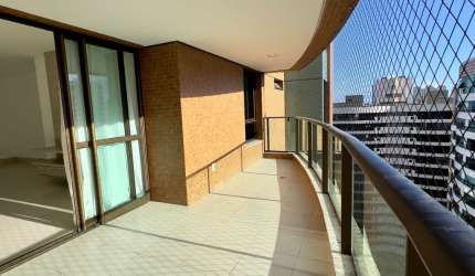 Apartamento espaçoso e ventilado em Alphaville – 145m², 4 quartos, 3 vagas