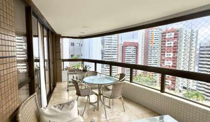 Apartamento Alto Padrão com 3 Suítes e 245m² à Venda no Pituba Ville