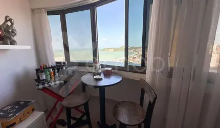 Apartamento à venda em Ponta Negra (Natal/RN) I Condomínio Cristallo Flat | 2/4 sendo 1 suíte - 56m²