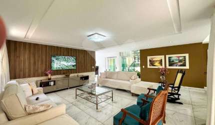 Casa à venda em Candelária (Natal/RN) | Condomínio Barra Green | 5/4 sendo 3 suítes, 315m²