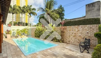 Casa à venda em Capim Macio (Natal/RN) | 4 quartos sendo 1 suíte e piscina - 275m²