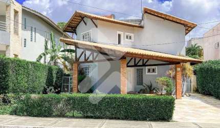 Casa à venda em Emaús (Parnamirim/RN) | Condomínio Padre Monte | 3 suítes - 318m²