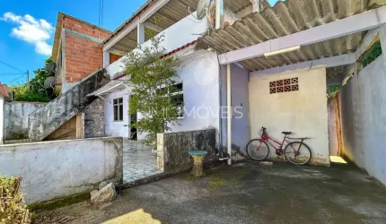 Casa com quintal em Jardim Primavera - Duque de Caxias, RJ