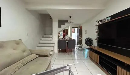 Casa em Saracuruna  -  Duque de Caxias