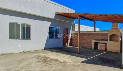 Casa térrea de condomínio em Jardim Primavera