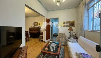 Sobrado à venda, 270m2, 10 x 27, 3 dormitórios, 4 vagas de garagem, localizaodo na região do Belém,