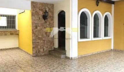 Conforto e Praticidade em uma Casa de 150m² à venda no Belém, 3 dormitórios, 2 vagas de garagem, lo