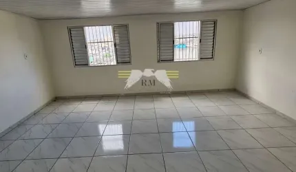 **CASA TÉRREA NÃO INDEPENDENTE 75m² COM 3 DORMITÓRIOS SENDO 1 SUÍTE E CHURRASQUEIRA- NÃO TEM VAGA-