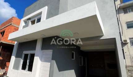 Sobrado de 121 m² com 3 (três) dormitórios sendo 1 (uma) suíte no bairro Nossa Senhora das Graças