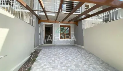 Sobrado semi-mobiliado com 2 (dois) dormitórios, localizado no bairro São José.