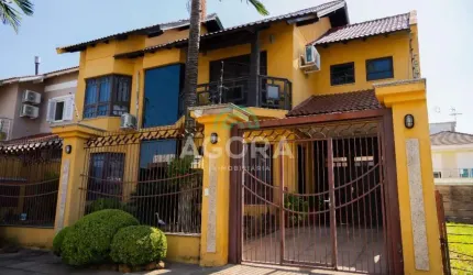 Sobrado de 342m² com 3 (três) dormitórios, sendo 1 (uma) suíte, localizado no bairro Bela Vista.