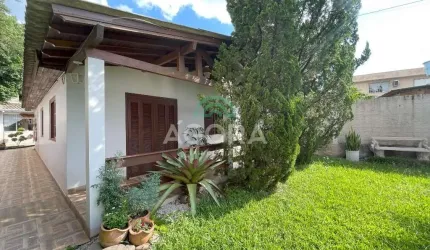 2 (duas) casas térreas em um terreno de 761m², localizadas no bairro Nossa Senhora das Graças.