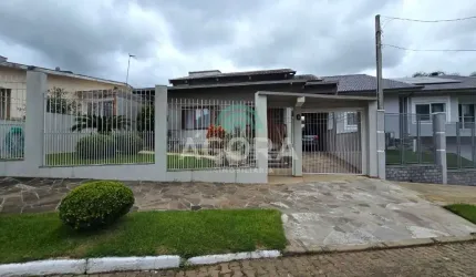 Casa térrea com 3 (três) dormitórios, sendo 2 (duas) suítes, localizada no bairro Igara em Canoas.
