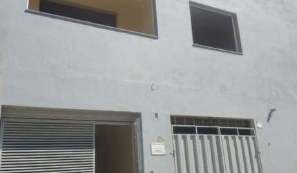 Casa à venda com 3 quartos e suíte em Santo Agostinho, Conselheiro Lafaiete-MG. 170m².
