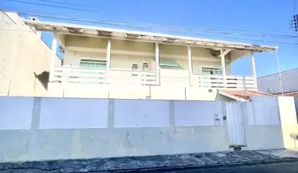 Casa no Centro de Balneário Piçarras -  para Venda ou troca por imóvel em Gaspar