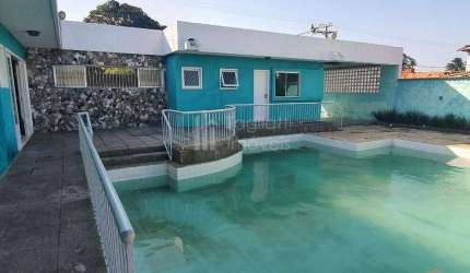 Casa à venda no bairro Coqueiral em Araruama/RJ