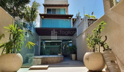 Casa à venda no bairro Parati em Araruama/RJ